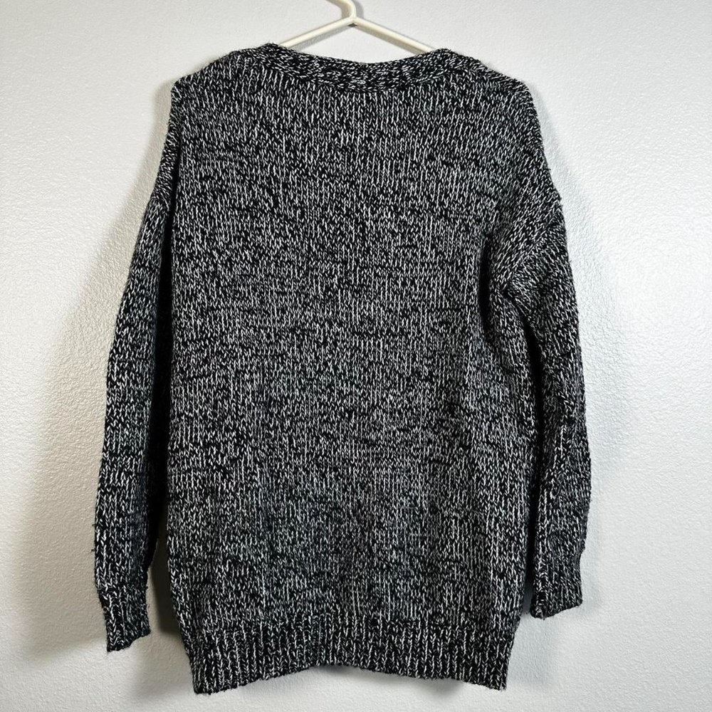 Loft Grey Sweater - Picture 4 of 4